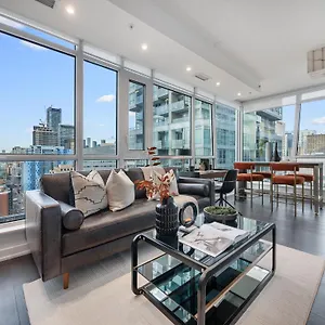  Apartment Nobu - Toronto's Entertainment District