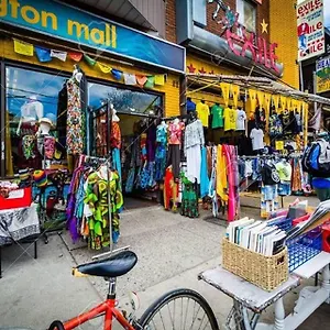  Apartment Great Kensington Market 2br